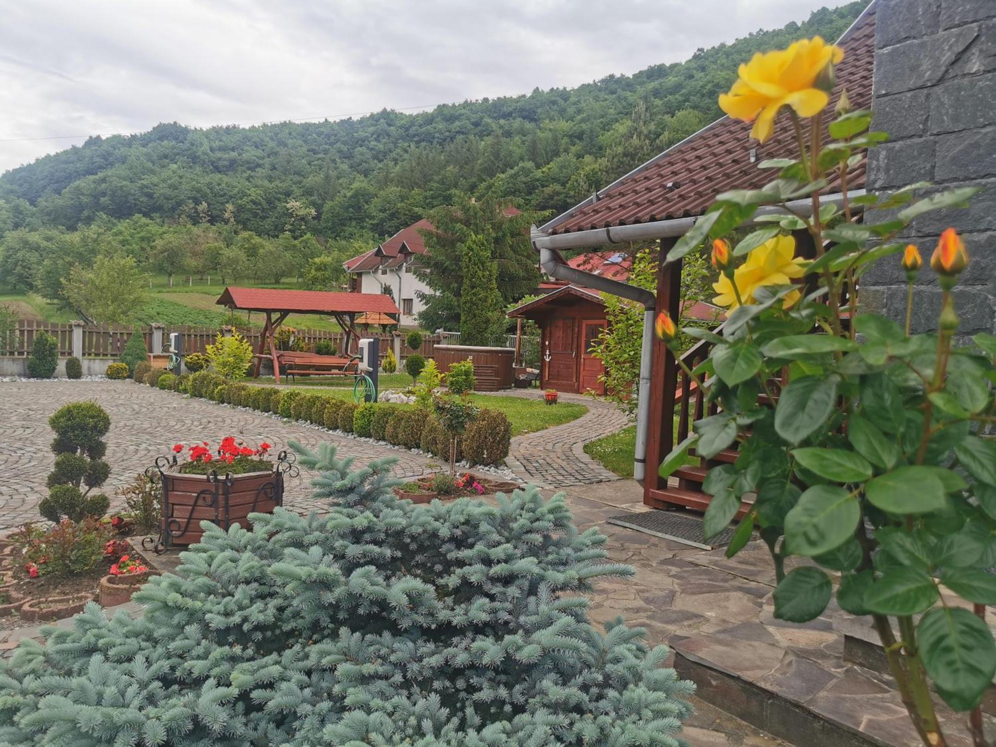 Olimpia Villa Tibod Luaran gambar